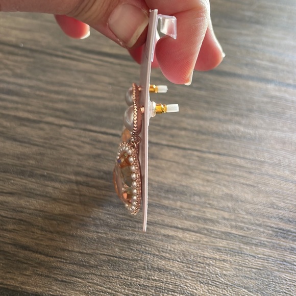 Rachel Parcell Champagne Pearl drop statement earrings. New! - Picture 4 of 6